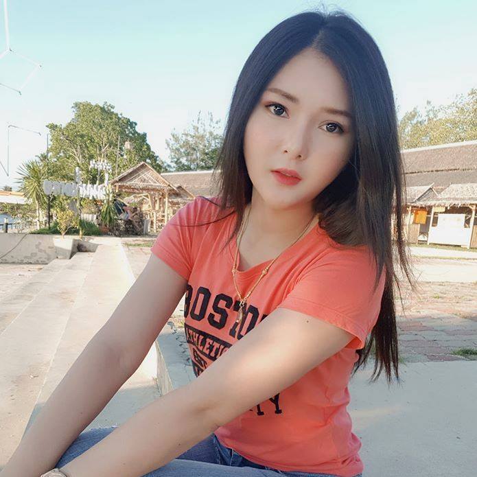 THU HOÀI